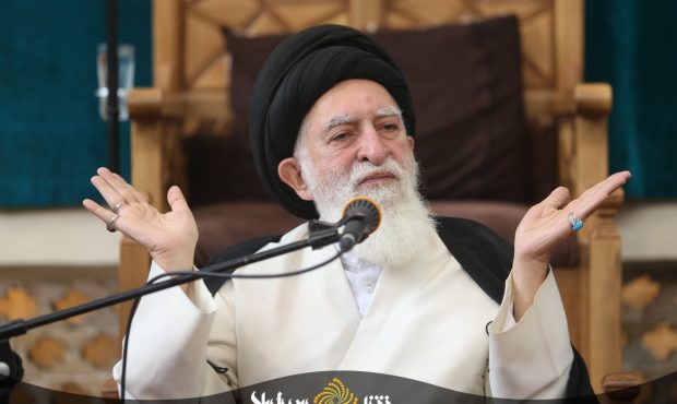 آیت الله علوی بروجردی: مسئولان وعده های توخالی ندهند/ بی اعتمادی مردم را بیشتر نکنید آیت الله علوی بروجردی: مسئولان وعده های توخالی ندهند/ بی اعتمادی مردم را بیشتر نکنید