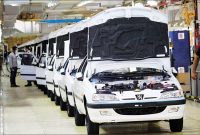 فیلم/یک شاهکار دیگر از ایران‌خودرو؛ پاره شدن بدنه پژو پارس به خاطر سرویس صوتی!