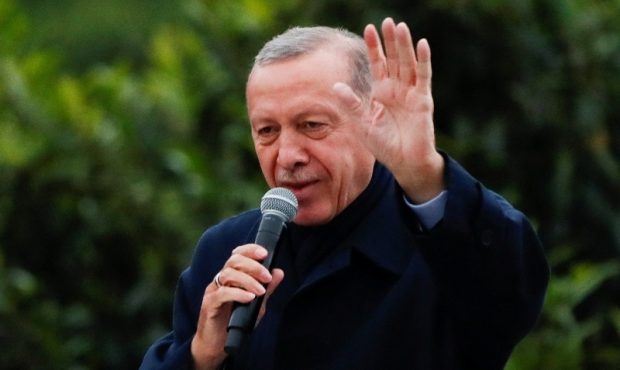 اعلام رسمی پیروزی اردوغان در انتخابات ریاست‌جمهوری ترکیه