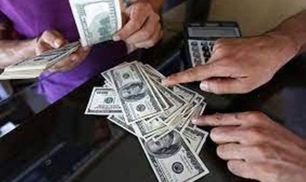 اعتراف باورنکردنی درباره دلار۴۲۰۰تومانی در سیما