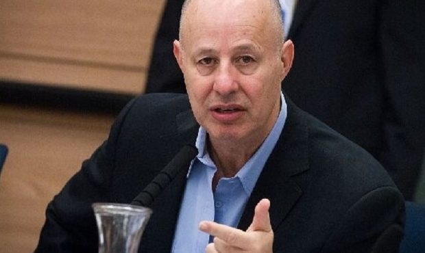 اسرائیل: ایران از خط قرمز ما هنوز عبور نکرده؛ پس به تأسیسات نظامی حمله نمی‌کنیم!