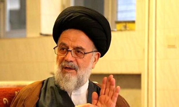 حتی با کسانی که به قصد عناد با اسلام حجاب را رعایت نمی‌کنند هم نباید با خشونت رفتار کرد