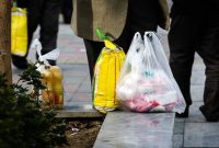 کفایت دستمزد کارگر برای پر کردن شکم با نشاسته