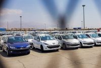 مردم مشغول پول جور کردن و خودروسازان در حال احتکار