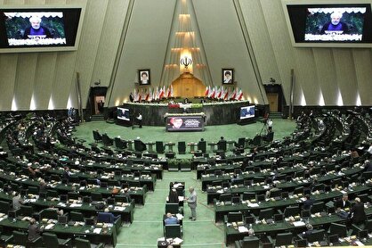 نامه اعضای فراکسیون کارگری مجلس به شورای نگهبان: مصوبه افزایش سن بازنشستگی را رد کنید نامه اعضای فراکسیون کارگری مجلس به شورای نگهبان: مصوبه افزایش سن بازنشستگی را رد کنید