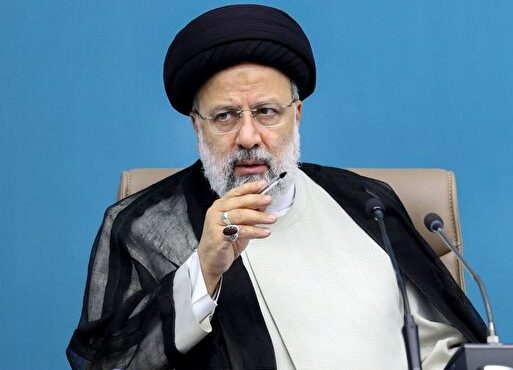 خبرگزاری دولت: رئیسی از همان روز نخست، دربرابر هجمه ها صبوری و نجابت کلام را در پیش گرفت