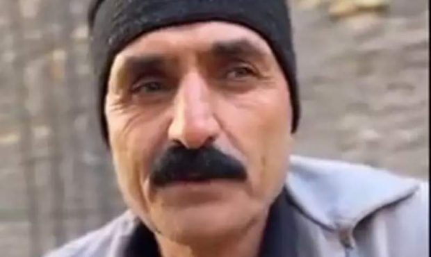 ویدئویی از دو کارگر که با دیدن آن باید گریست
