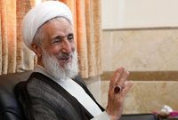 در سند واگذاری زمین، اثر انگشت کاظم  صدیقی وجود دارد؛ امضا نیست که جعل شده باشد