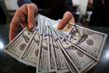 روزنامه جمهوری اسلامی: دولت رئیسی نه حکمران دلار است نه ریال؛فقط تصمیمات خلق الساعه می گیرد روزنامه جمهوری اسلامی: دولت رئیسی نه حکمران دلار است نه ریال؛فقط تصمیمات خلق الساعه می گیرد