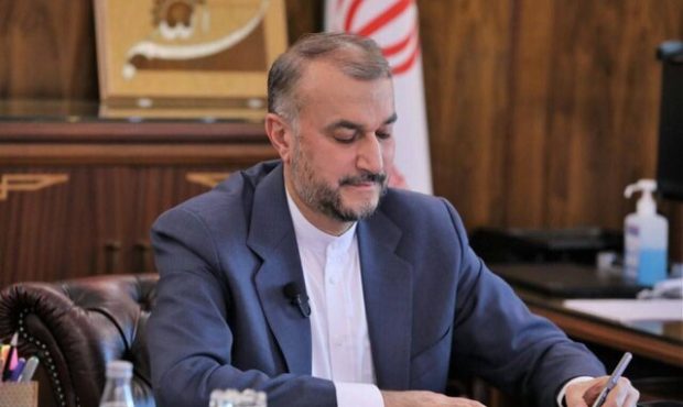 احضار سفیر سوئیس در تهران/ امیرعبداللهیان: پیام مهم ایران به آمریکا بهعنوان حامی اسرائیل ارسال شد احضار سفیر سوئیس در تهران/ امیرعبداللهیان: پیام مهم ایران به آمریکا بهعنوان حامی اسرائیل ارسال شد