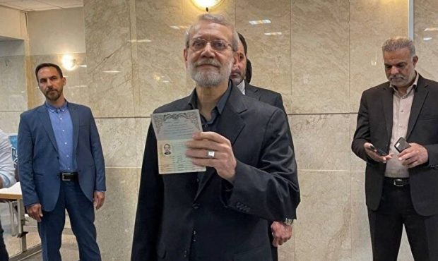 لاریجانی:مشکلات حل شدنی است/ در دولت من هر کاربلد و توانایی با هر سلیقه سیاسی به کار گرفته میشود لاریجانی:مشکلات حل شدنی است/ در دولت من هر کاربلد و توانایی با هر سلیقه سیاسی به کار گرفته میشود