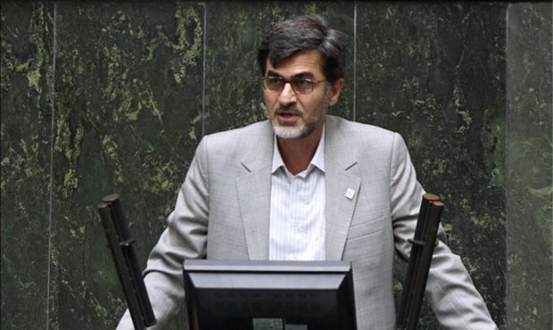 آغاز حمله به دولت چهاردهم از تریبون مجلس/ کوچکزاده خطاب به پزشکیان: ظریف سمبل اختلاف و نفاق در کشور است آغاز حمله به دولت چهاردهم از تریبون مجلس/ کوچکزاده خطاب به پزشکیان: ظریف سمبل اختلاف و نفاق در کشور است