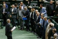 تیغ رادیکالها زیر گلوی کابینه پزشکیان تیغ رادیکالها زیر گلوی کابینه پزشکیان