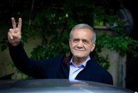 اشتباه میزنید آقایان اصولگرا؛ حامیان پزشکیان به جان هم نیفتادند اشتباه میزنید آقایان اصولگرا؛ حامیان پزشکیان به جان هم نیفتادند