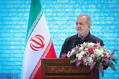پزشکیان: مزاحم جوانان، تولیدکنندگان، بازرگانان و مردم نشویم