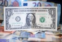 بازار آزاد رهاشده و دلار ۸۰ هزارتومانی تبعات خطرناکی دارد