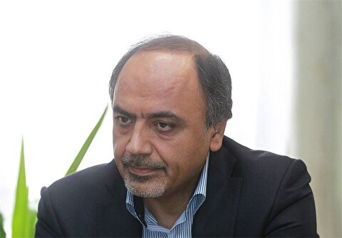 اگر عراقچی همچنان بر طبل عدم مذاکره، بدمد، نامش در کنار نام جلیلی به عنوان «عاملان قرار گرفتن ایران در ذیل فصل هفتم منشور» در تاریخ ثبت خواهد شد اگر عراقچی همچنان بر طبل عدم مذاکره، بدمد، نامش در کنار نام جلیلی به عنوان «عاملان قرار گرفتن ایران در ذیل فصل هفتم منشور» در تاریخ ثبت خواهد شد