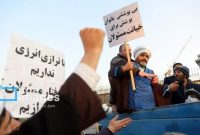 تجمع خیابانی با نقابِ قانون حجاب