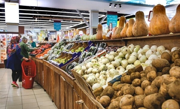 سیبزمینی چهار برابر دلار گران شد! سیبزمینی چهار برابر دلار گران شد!