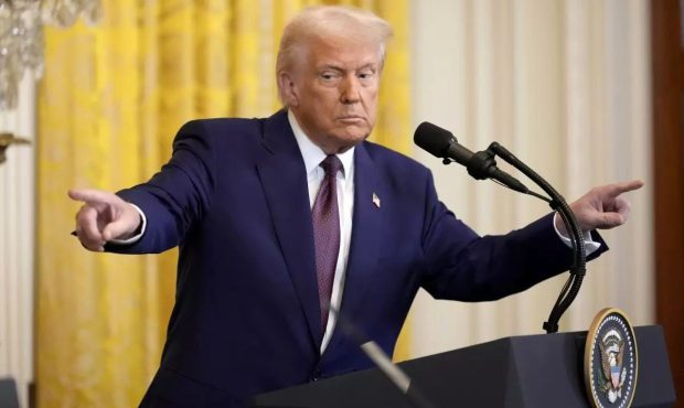 ترامپ به ایران: حمایت از حوثی ها باید فوراً متوقف شود / مواظب باشید؛ آمریکا شما را به طور کامل مسئول خواهد دانست ترامپ به ایران: حمایت از حوثی ها باید فوراً متوقف شود / مواظب باشید؛ آمریکا شما را به طور کامل مسئول خواهد دانست