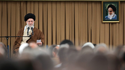 رهبر انقلاب: حج یک فریضه صددرصد سیاسی است رهبر انقلاب: حج یک فریضه صددرصد سیاسی است