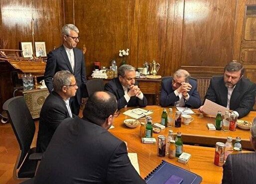 اکسیوس: انتظار میرود دور چهارم مذاکرات ایران و آمریکا اواخر این هفته برگزار شود اکسیوس: انتظار میرود دور چهارم مذاکرات ایران و آمریکا اواخر این هفته برگزار شود