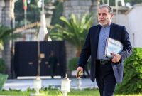 واکنش عراقچی به شایعات درباره اعلامیه ترامپ در ریاض: امیدوارم یک شایعه باشد