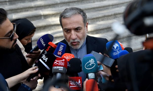 عراقچی: محافل جنگطلب و ضد دیپلماسی در داخل آمریکا بهصورت هماهنگ برای اثر گذاری منفی بر روند مذاکرات تلاش میکنند عراقچی: محافل جنگطلب و ضد دیپلماسی در داخل آمریکا بهصورت هماهنگ برای اثر گذاری منفی بر روند مذاکرات تلاش میکنند