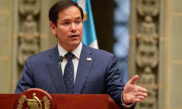 وزیر خارجه آمریکا: ایران اورانیوم غنیشده را از خارج وارد کند وزیر خارجه آمریکا: ایران اورانیوم غنیشده را از خارج وارد کند