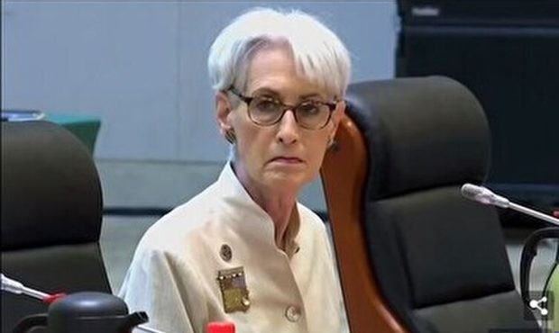 شرمن:اگر تاسیسات هسته‌ای ایران بمباران هم شود؛آن‌ها بازهم مخفیانه ادامه می‌دهند