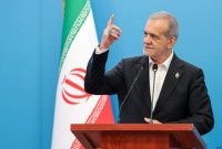 رئیسجمهور: ایران از استفاده صلحآمیز از انرژی هستهای دست نمیکشد رئیسجمهور: ایران از استفاده صلحآمیز از انرژی هستهای دست نمیکشد