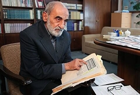 حسین شریعتمداری: اسناد کشفشده از اسرائیل، از روابط سری گروسی با موساد پرده برداشته است حسین شریعتمداری: اسناد کشفشده از اسرائیل، از روابط سری گروسی با موساد پرده برداشته است