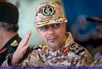 سرلشکر باقری هم اکنون در اتاق جنگ است و برخلاف برخی اخبار  آسیبی به او نرسیده