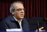 عباس عبدی به پزشکیان: لایحه فضای مجازی را پس بگیرید؛ پوست خربزه است