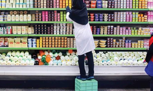 سوء استفاده از کارگران ساده /۱۴ ساعت کار سخت با ۱۵ میلیون تومان سوء استفاده از کارگران ساده /۱۴ ساعت کار سخت با ۱۵ میلیون تومان