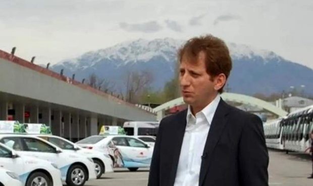 جنجال بر سر مجوز تاکسیهای اینترنتی بابک زنجانی جنجال بر سر مجوز تاکسیهای اینترنتی بابک زنجانی