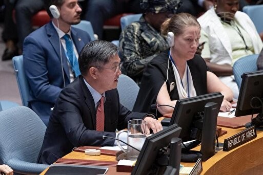 رویترز: کرهجنوبی به عنوان رئیس دوره ای شورای امنیت گام بعدی در روند اسنپبک را برداشت رویترز: کرهجنوبی به عنوان رئیس دوره ای شورای امنیت گام بعدی در روند اسنپبک را برداشت