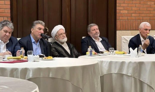 مهدی کروبی: انقلاب را به درستی حفظ نکردیم، به افراد بسیاری ظلم و ستم شده است مهدی کروبی: انقلاب را به درستی حفظ نکردیم، به افراد بسیاری ظلم و ستم شده است