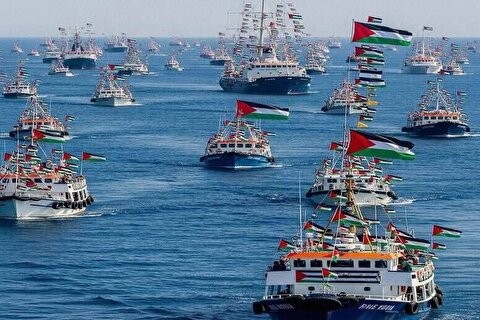سخنگوی ناوگان الصمود: اسرائیل ۱۳ کشتی ناوگان را تصرف کرد سخنگوی ناوگان الصمود: اسرائیل ۱۳ کشتی ناوگان را تصرف کرد