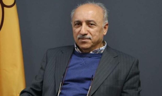 دولت نباید تاوان تورم را از سفره های کوچک شده مردم بگیرد