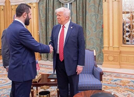 هدف از دیدار ترامپ با احمد الشرع ایجاد یک پایگاه نظامی آمریکایی نزدیک دمشق و پیوستن دمشق به توافق ابراهیم هدف از دیدار ترامپ با احمد الشرع ایجاد یک پایگاه نظامی آمریکایی نزدیک دمشق و پیوستن دمشق به توافق ابراهیم