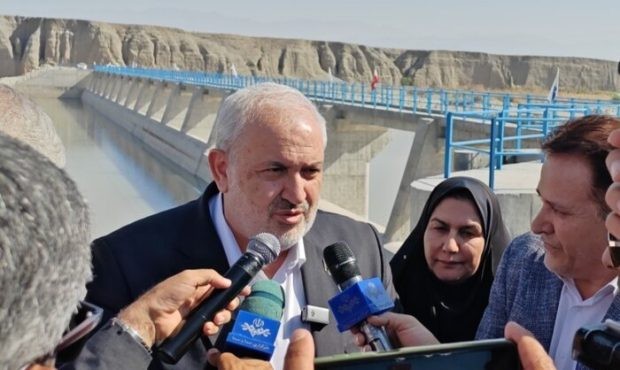 وزیر نیرو: انتقال آب خلیج‌فارس به تهران بسیار گران است و به هیچ وجه مقرون به صرفه نیست