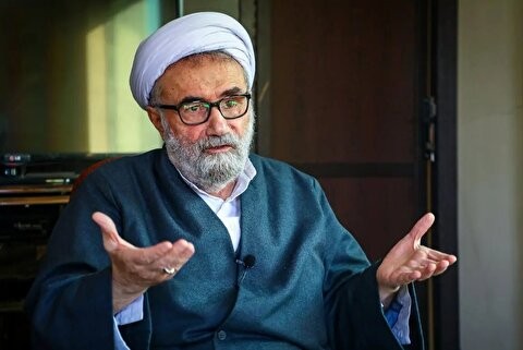 انتقاد مسیح مهاجری از تاسیس اندیشکده رئیسی:مردم از مکتب‌‌سازی‌ها و قدیس‌پروری‌ها با هزینه بیت‌المال استقبال نمی‌کنند