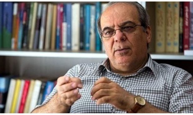 عباس عبدی: آقای پزشکیان؛ اجازه ندهید مردم بگویند: «خودتان می‌دانید و مملکتتون»