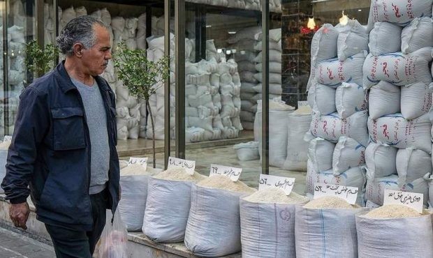 برنج را از سفرههای کارگران حذف کردید؛ به کالابرگ افتخار نکنید! برنج را از سفرههای کارگران حذف کردید؛ به کالابرگ افتخار نکنید!