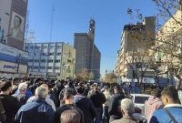 مطالبه مردم نان و بقا است