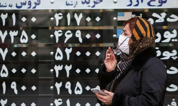 سرنخهای مهم برای پیشبینی قیمت دلار در سال ۱۴۰۵/ بازار ارز به کدام سمت میرود؟ سرنخهای مهم برای پیشبینی قیمت دلار در سال ۱۴۰۵/ بازار ارز به کدام سمت میرود؟