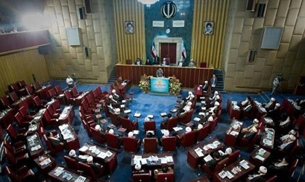 فوری: تعیین گزینه های مجلس خبرگان برای رهبری