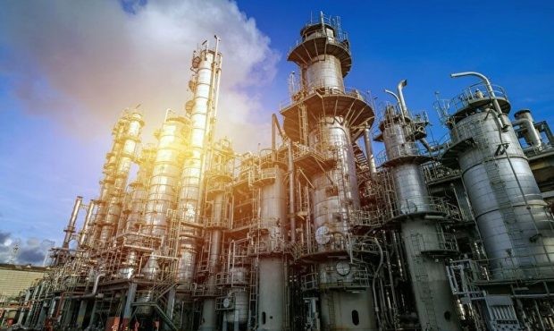 موج جدید گرانی در انتظار لوازم خانگی، خودرو و مسکن؟/ ترکش‌های بمباران پتروشیمی کارون