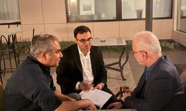 روز پنجاه و نهم آتشبس/ارتش: شلیک اخطار به سمت ناوشکنهای مزاحم آمریکایی روز پنجاه و نهم آتشبس/ارتش: شلیک اخطار به سمت ناوشکنهای مزاحم آمریکایی